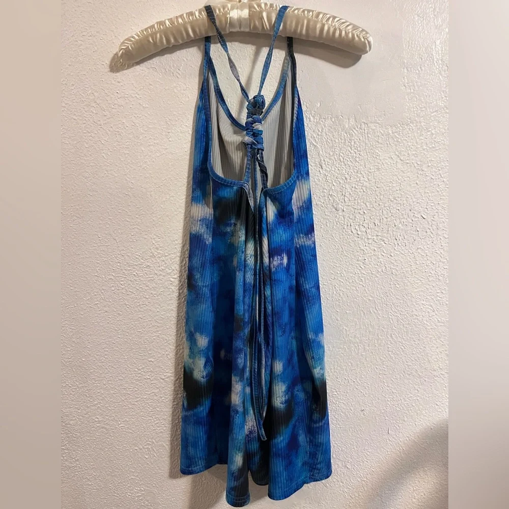 🎁*Cute Blue/Black Tie-Dye Ribbed Sleeveless Romper - Picture 3 of 5